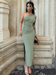 Robe longue soirée noire femme fendue sans manches